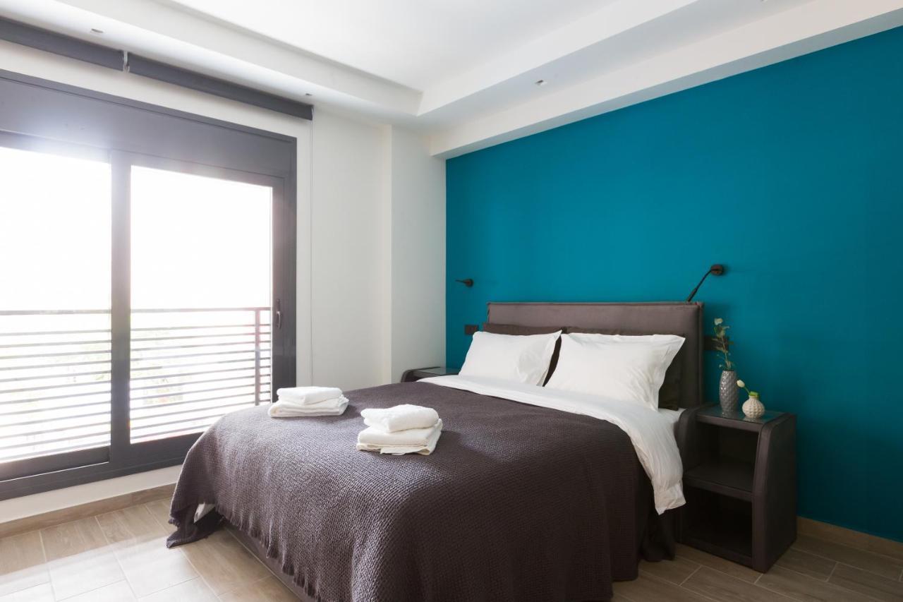 12 Reasons Why Metaxourgeio Aparthotel Атина Екстериор снимка