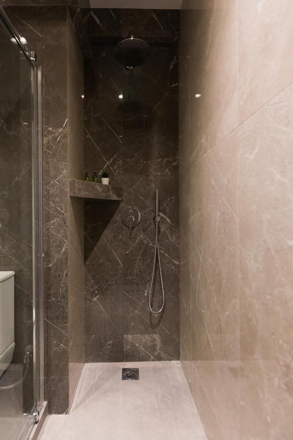 12 Reasons Why Metaxourgeio Aparthotel Атина Екстериор снимка